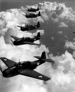 488px-TBF_(Avengers)_flying_in_formation